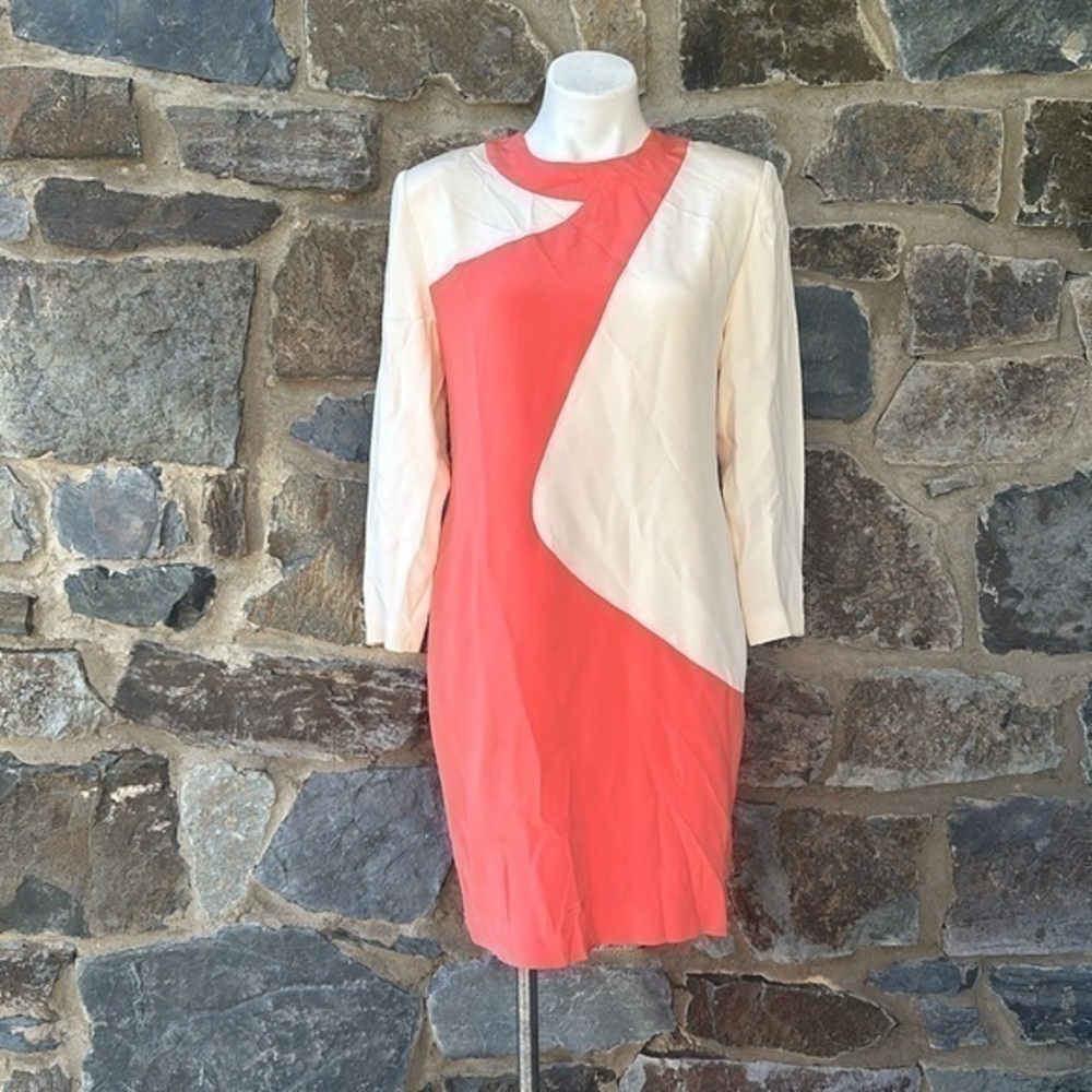 Jayna New York Orange cream blend Dresse Size Large